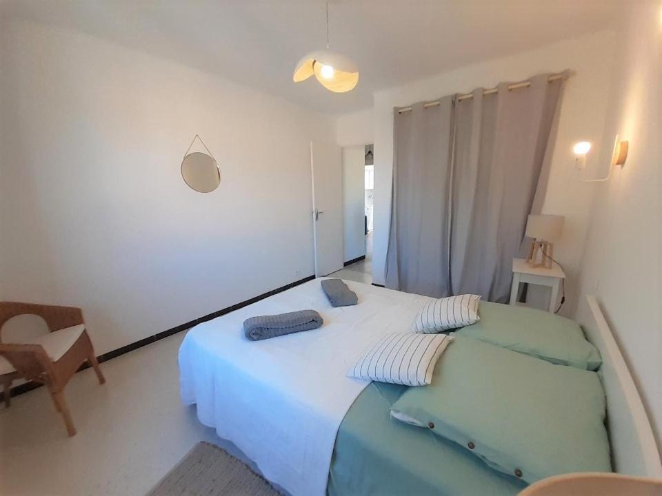 Beaux Appartements 3 Pieces Avec Espaces Exterieurs Et Parking - Proche Plage 耶尔 外观 照片