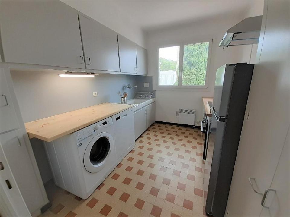 Beaux Appartements 3 Pieces Avec Espaces Exterieurs Et Parking - Proche Plage 耶尔 外观 照片