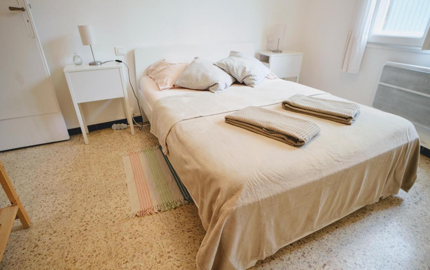 Beaux Appartements 3 Pieces Avec Espaces Exterieurs Et Parking - Proche Plage 耶尔 外观 照片