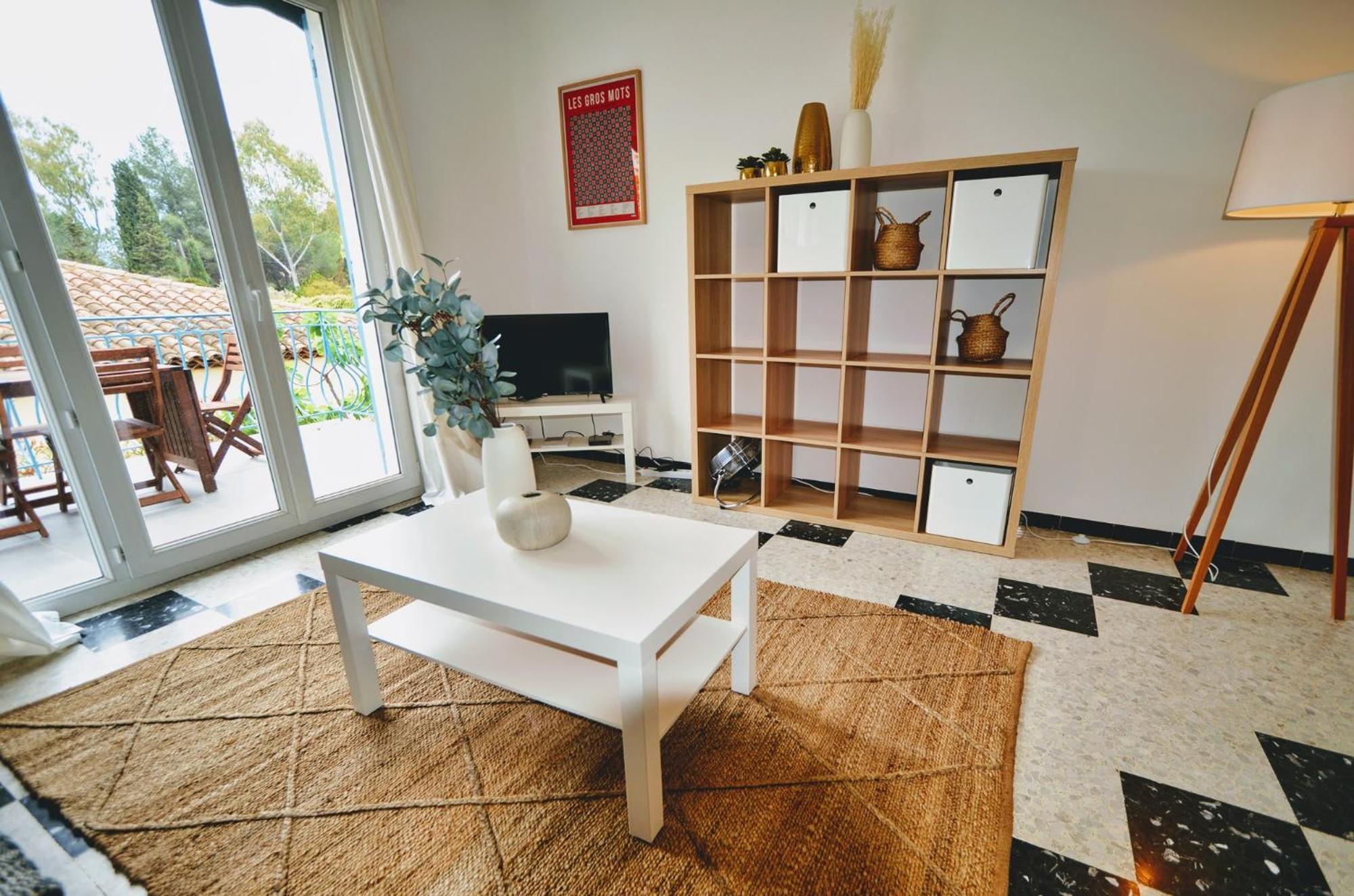 Beaux Appartements 3 Pieces Avec Espaces Exterieurs Et Parking - Proche Plage 耶尔 外观 照片