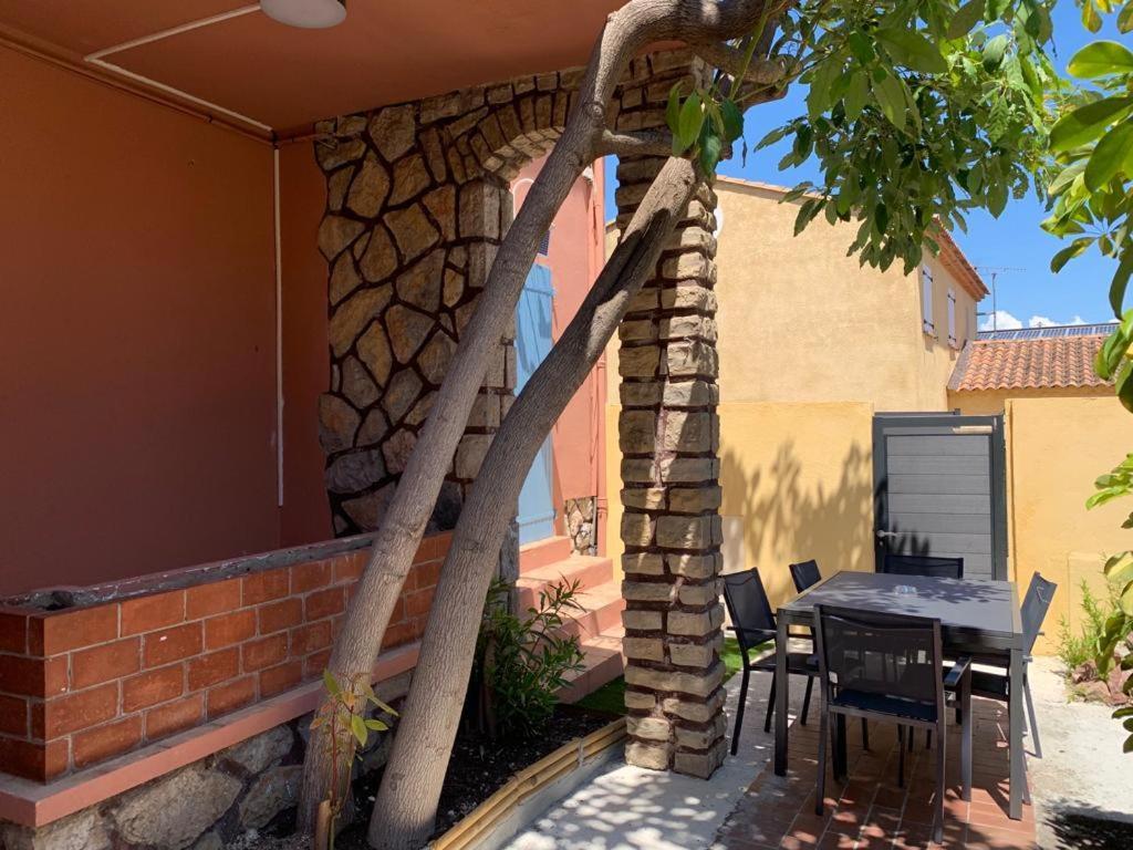 Beaux Appartements 3 Pieces Avec Espaces Exterieurs Et Parking - Proche Plage 耶尔 外观 照片